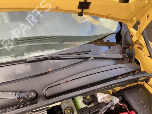 Used Front wiper motor RENAULT KANGOO Express (FW0/1_) Z.E. (FW0Z, FW1Z) (60 hp) 30793012