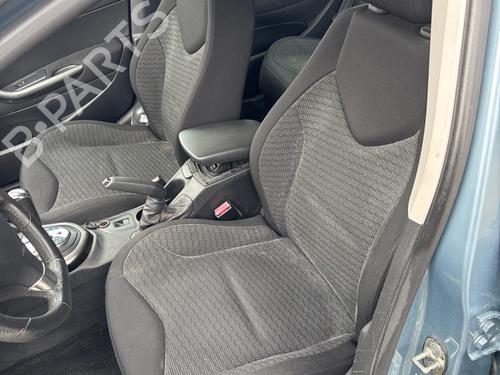 Høyre Foran elrute bryter Høyre Foran elrute bryter PEUGEOT 308 I (4A_, 4C_) 1.6 HDi (112 hp) 36148910 36148910