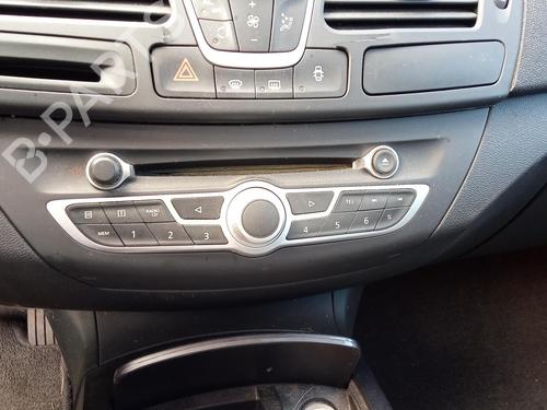 Used Radio RENAULT LAGUNA III (BT0/1) 1.5 dCi (BT00, BT0A, BT0T, BT1J) (110 hp) 27140848