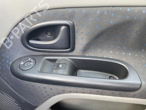 Højre fortil invendig håndtag RENAULT CLIO II (BB_, CB_) 1.5 dCi (B/CB07) BP28317703I14