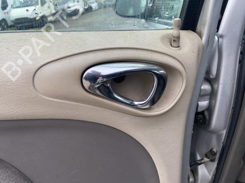 Used Rear left interior door handle CHRYSLER PT CRUISER (PT_) 2.2 CRD (121 hp) 30677756