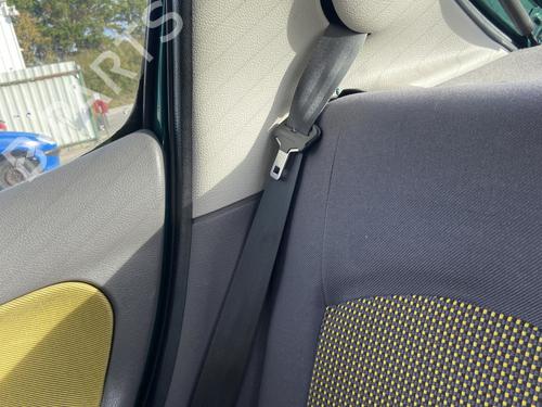 Høyre bak beltestrammer PEUGEOT 206 Hatchback (2A/C) 1.4 i (75 hp) 30299843