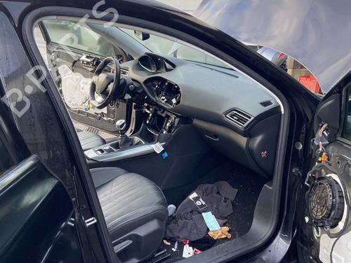 Gummiliste PEUGEOT 308 II (LB_, LP_, LW_, LH_, L3_) 2.0 BlueHDi 150 (150 hp) 32044596