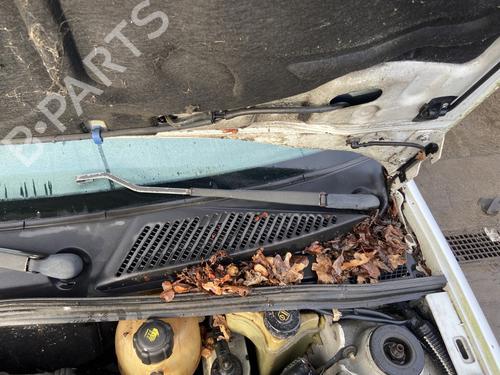 Ruitenwissermotor voor RENAULT CLIO II (BB_, CB_) 1.4 (B/CB0C, B/CB0S) (75 hp) 30458447