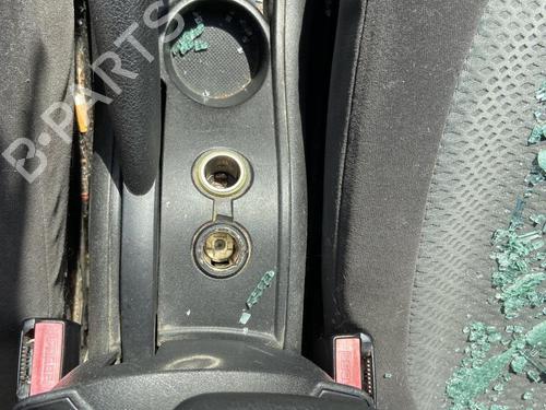 Used Seat buckle CITROËN C4 Coupe (LA_) 1.6 HDi (109 hp) 27111843