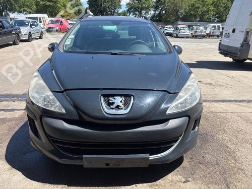 Used Front bumper reinforcement Front bumper reinforcement 36941898 36941898