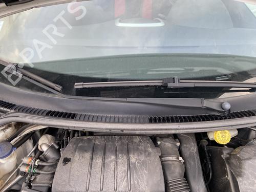 Scheibenwischer vorne für PEUGEOT 207 (WA_, WC_) 1.6 HDi (90 hp) 30364237