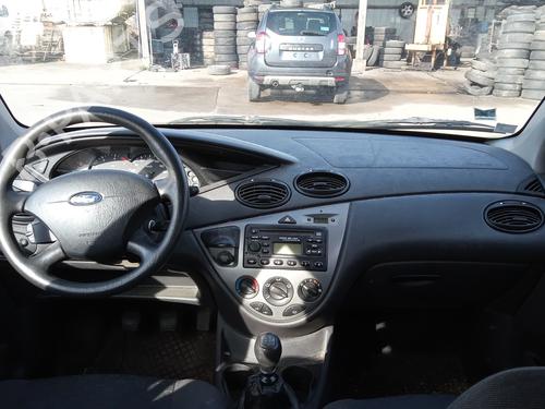 Used Driver airbag FORD FOCUS I (DAW, DBW) 1.8 TDCi (115 hp) 27103302