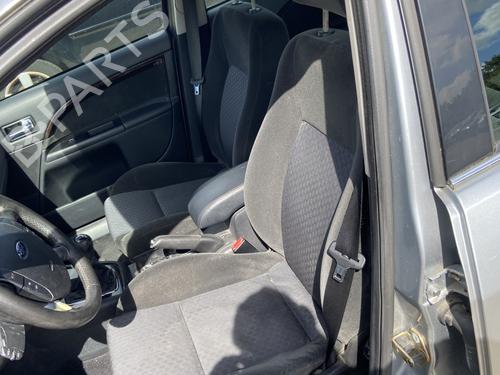 Used Left front seat FORD MONDEO III (B5Y) 2.0 16V TDDi / TDCi (115 hp) 28499332