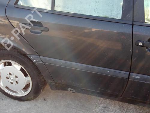 Used Right rear door MERCEDES-BENZ C-CLASS (W202) C 180 (202.018) (122 hp) 27148182