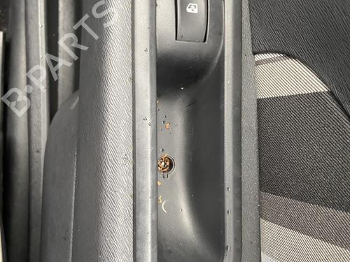 Used Right front window switch Right front window switch 38926193 38926193
