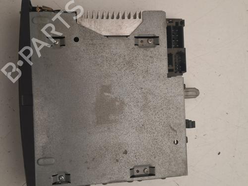 radio-renault-clio-iii-br01-cr01-2005-2006-2007-2008-2009-2010-2011-2012-2013-2014-32864898 main image