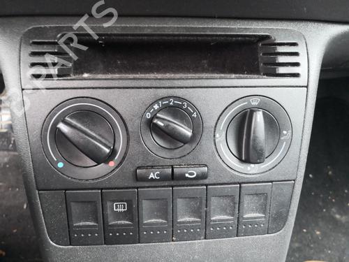 AC-Styringsenhed/Manøvreenhed VW POLO (6N2) 1.4 (60 hp) 27131332