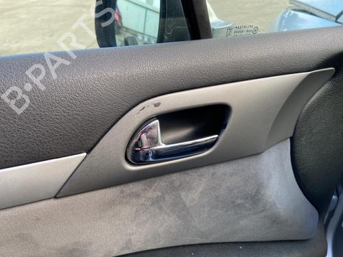 Venstre foran invendig håndtak PEUGEOT 407 (6D_) 1.6 HDi 110 (6D9HZC, 6D9HYC) (109 hp) 30084889