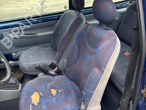 Used Front right seatbelt Front right seatbelt RENAULT TWINGO I (C06_) 1.2 (C066, C068) (58 hp) 39527940 39527940