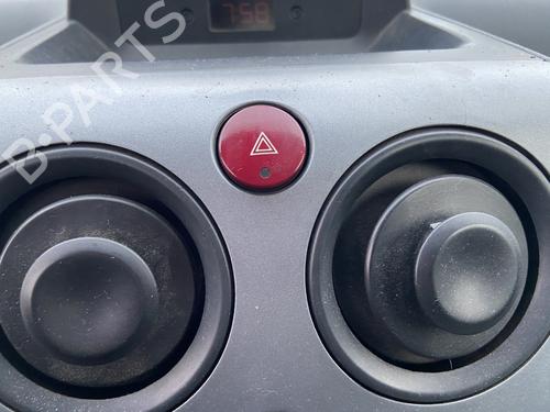 Used Warning switch CITROËN BERLINGO / BERLINGO FIRST Box Body/MPV (M_) 1.9 D 70 (MBWJZ, MCWJZ) (69 hp) 31803127