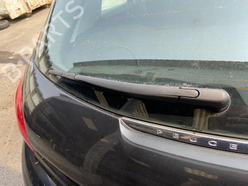 Used Rear wiper motor PEUGEOT 208 I (CA_, CC_) 1.4 HDi (68 hp) 27112235