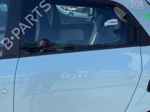 Dør rude ventre bagtil Dør rude ventre bagtil RENAULT TWINGO III (BCM_, BCA_) 1.0 SCe 75 (73 hp) 33849719 33849719