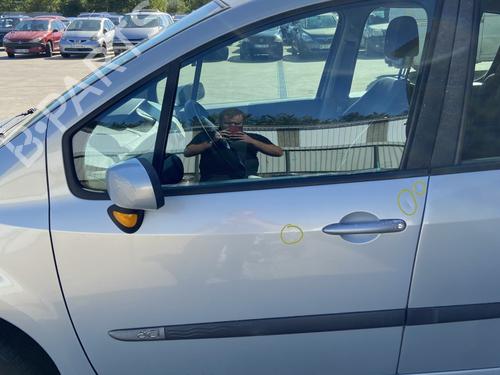 Używane Zamek drzwi przednich lewych RENAULT MODUS / GRAND MODUS (F/JP0_) 1.5 dCi (FP0D, JP0D) (82 hp) 28963255