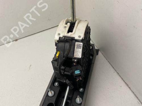 Used Gear lever Gear lever VW T-ROC (A11, D11) 2.0 TDI (150 hp) 27105817 27105817