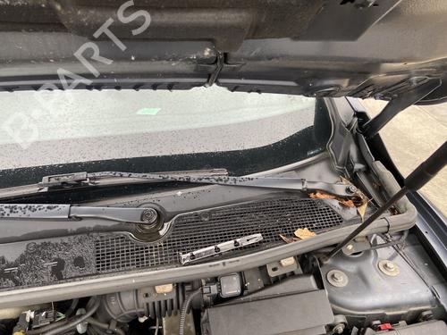 Used Front wiper motor RENAULT MEGANE III Grandtour (KZ0/1) 1.5 dCi (KZ09, KZ0D, KZ1G, KZ29, KZ14, KZ1W, KZ10, KZ1F,... (110 hp) 32030482