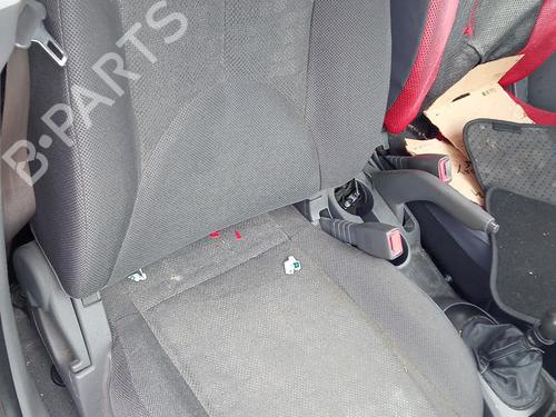 Used Right front seat KIA RIO II (JB) 1.5 CRDi (110 hp) 27141393
