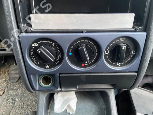Used Climate control PEUGEOT PARTNER MPV (5_, G_) 2.0 HDI (90 hp) 31612135