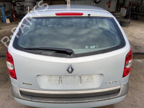 Used Third brake light RENAULT LAGUNA II Grandtour (KG0/1_) 1.9 dCi (KG0G) (120 hp) 27108202