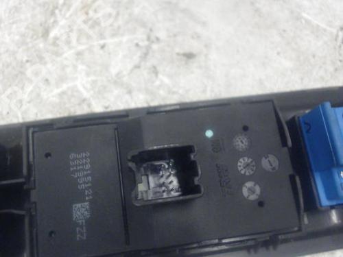 Used Left front window switch Left front window switch OPEL MOKKA / MOKKA X (J13) 1.6 CDTI (_76) (136 hp) 27130921 27130921