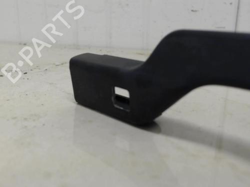 Used Front windshield wiper arm PEUGEOT 5008 (0U_, 0E_) 1.6 HDi (110 hp) 27118344
