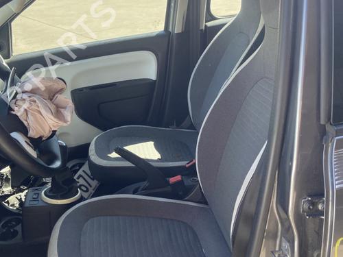 right-front-window-switch-renault-twingo-iii-bcm_-bca_-2014-33631320 main image