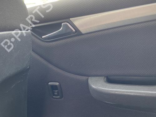 Used Right rear window switch MERCEDES-BENZ B-CLASS Sports Tourer (W245) B 180 CDI (245.207) (109 hp) 28295520