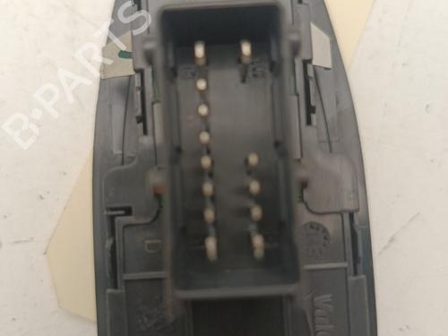 Used Left front window switch Left front window switch PEUGEOT 208 I (CA_, CC_) 1.4 HDi (68 hp) 33570756 33570756