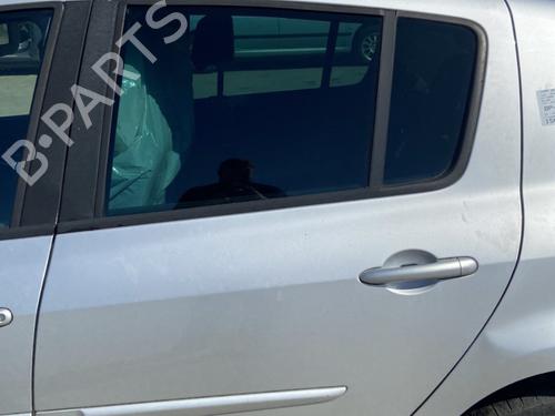 Dør rude ventre bagtil Dør rude ventre bagtil RENAULT CLIO III (BR0/1, CR0/1) 1.5 dCi (88 hp) 33828221 33828221