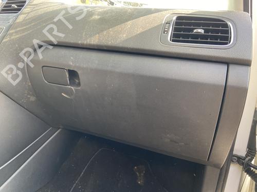 Used Glove box Glove box VW POLO V (6R1, 6C1) 1.4 TDI (90 hp) 32476436 32476436
