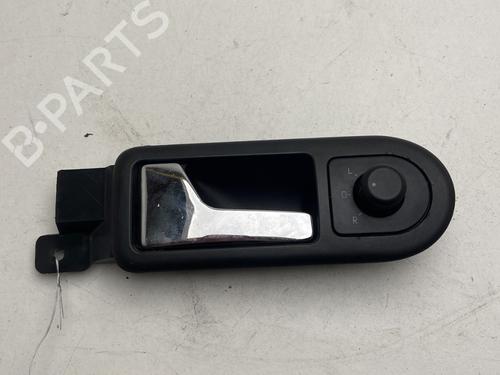 Venstre foran invendig håndtak VW GOLF IV (1J1) 1.6 | BP29334935I13 