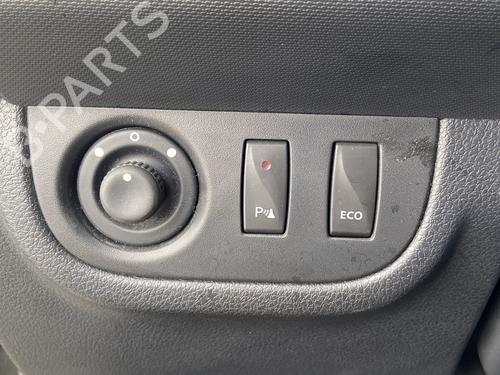 Speilbryter DACIA SANDERO II 1.5 dCi (90 hp) 32363781