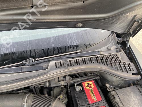 Used Front wiper motor Front wiper motor SKODA OCTAVIA II (1Z3) 1.9 TDI (105 hp) 32746089 32746089