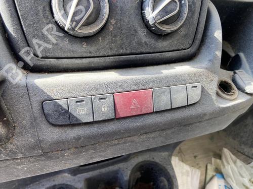Used Warning switch CITROËN JUMPER II Van 2.0 BlueHDi 130 (130 hp) 27106817