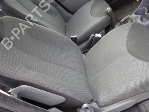 Used Right front seat TOYOTA AYGO (_B1_) 1.0 (KGB10_, KGB10R) (68 hp) 27122602