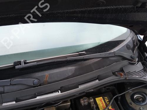 Used Front windshield wiper arm MAZDA 3 (BK) 1.6 DI Turbo (109 hp) 27137686