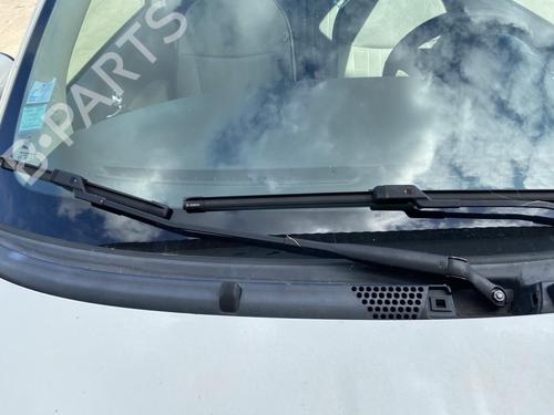 Used Front windshield wiper arm FIAT 500 (312_) 1.3 D Multijet (312AXB1A) (75 hp) 27108295