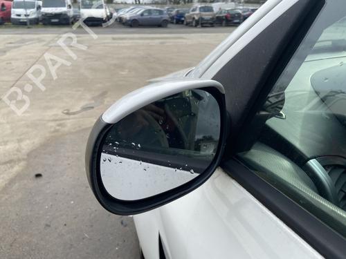Retrovisor esquerdo Retrovisor esquerdo PEUGEOT 206+ (2L_, 2M_) 1.4 HDi eco 70 (68 hp) 31654754 31654754