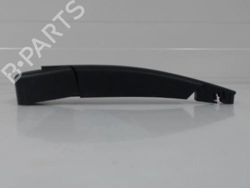 Used Rear windshield wiper arm RENAULT MEGANE III Hatchback (BZ0/1_, B3_) 1.5 dCi (BZ09, BZ0D, BZ1W, BZ29, BZ14) (110 hp) 27117731
