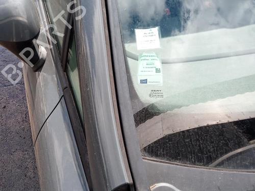 Used Front windshield wiper arm SEAT LEON (1P1) 1.9 TDI (105 hp) 27135052