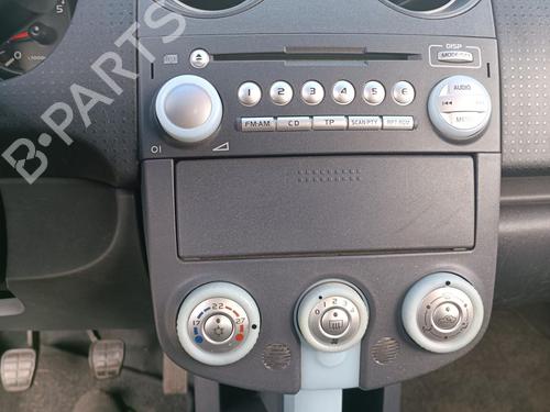 AC Styreenhet / Manøvreringsenhet MITSUBISHI COLT VI (Z3_A, Z2_A) 1.3 (Z21A) (95 hp) 27123945
