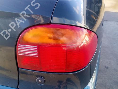 Used Right taillight FORD MONDEO I (GBP) 1.8 TD (88 hp) 27129165