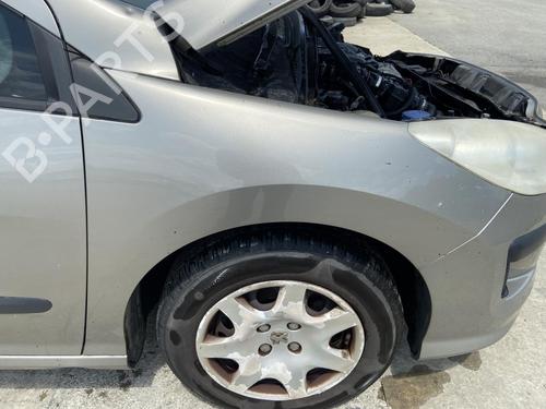 Used Right front fenders PEUGEOT 308 SW I (4E_, 4H_) 1.6 HDi (90 hp) 27112890