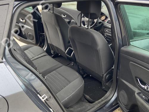 Used Rubber door seal RENAULT MEGANE III Grandtour (KZ0/1) 1.5 dCi (KZ09, KZ0D, KZ1G, KZ29, KZ14, KZ1W, KZ10, KZ1F,... (110 hp) 32030501