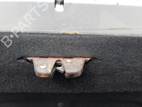 Used Tailgate lock PEUGEOT 406 (8B) 2.2 (158 hp) 27133444